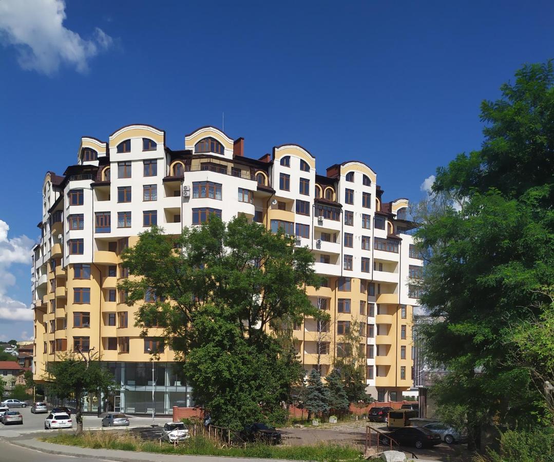 Вул Роксолани , 16 Центр 300 М До Бювету Трускавец Екстериор снимка